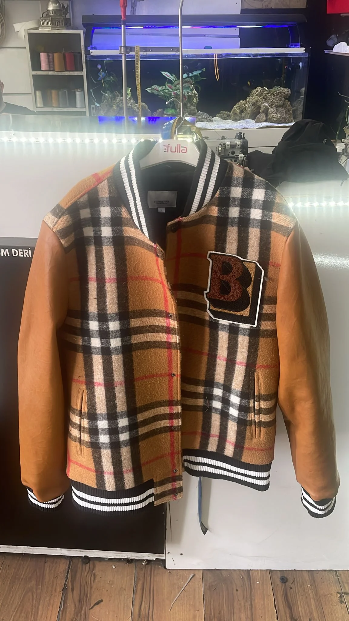 burberry-kasmir-mont-erzurumderi.com.tr6.webp